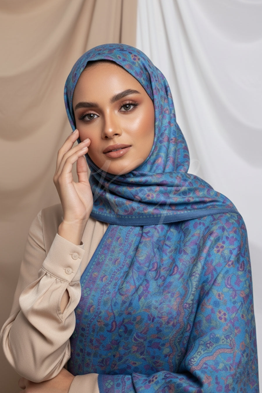 Printed Cashmere Twilight Hijab - Elegant Layers